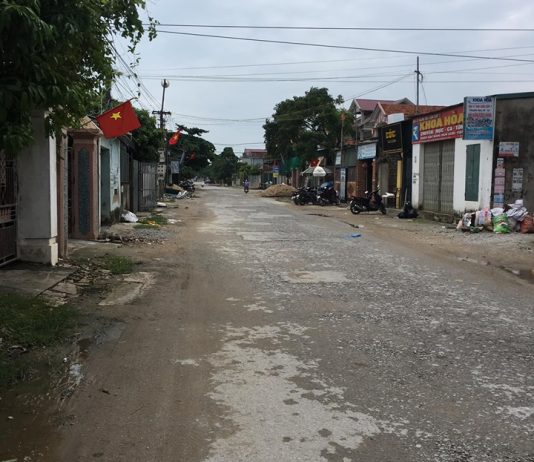 9. Bán nhanh cả nhà và đất, đường ra biển Quỳnh Phương ??